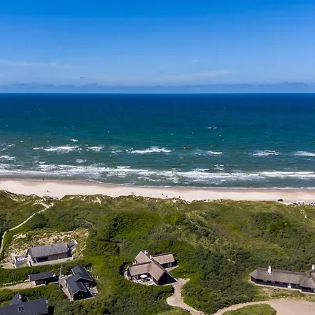 Thatched House At First Dune Row In Feriehus Blokhus